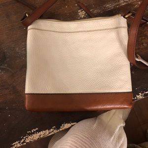 Gently used fossil cross body purse